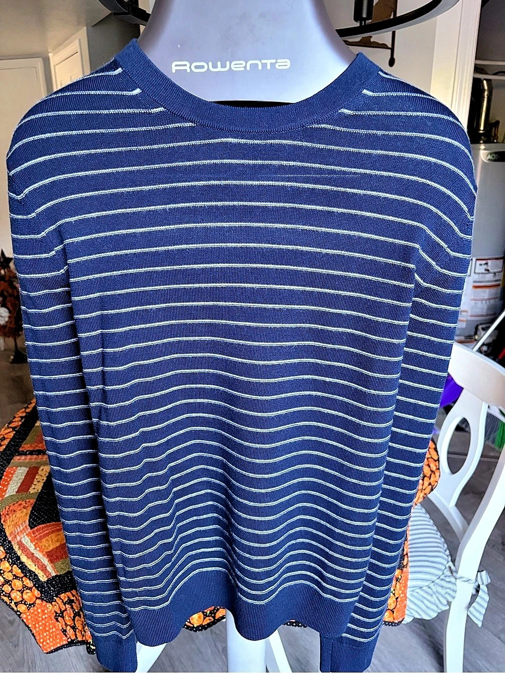 Banana Republic Merino Wool Striped Crew-Neck Sweater Blue & White Medium